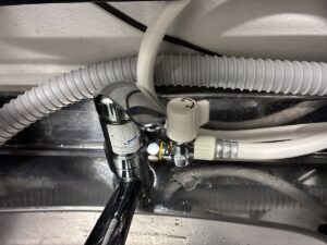 分岐水栓が右側についている状態